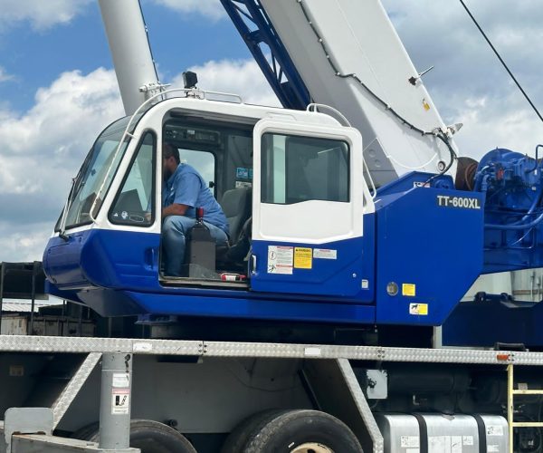 2005 TADANO TT-600XL 60-TON TRUCK CRANE 60-TON LIFTING 111'9 MAIN BOOM JIB INCLUDED 006