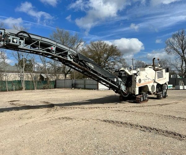 2005 WIRTGEN W120F COLD PLANER 001