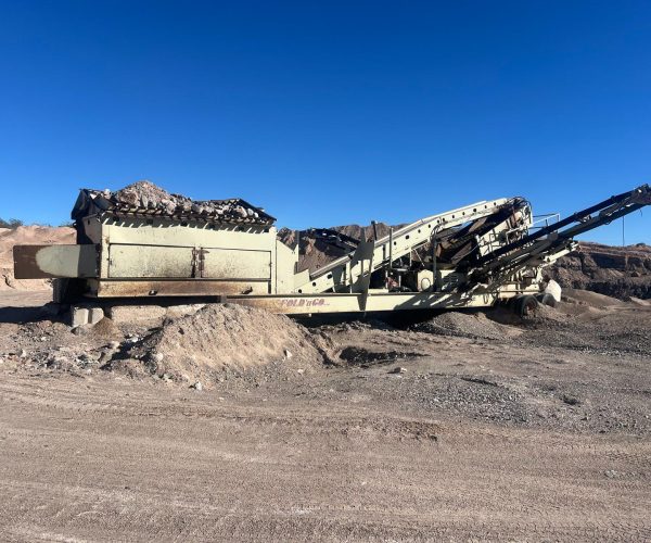 2006 ASTEC 2 DECK SCREEN MOBILE SCREENING PLANT TWO DECK SCREEN & GRIZZLY FEEDER 002