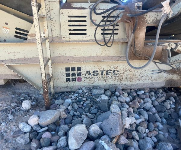 2006 ASTEC 2 DECK SCREEN MOBILE SCREENING PLANT TWO DECK SCREEN & GRIZZLY FEEDER 007