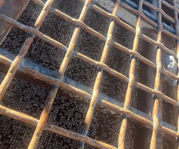 2006 ASTEC 2 DECK SCREEN MOBILE SCREENING PLANT TWO DECK SCREEN & GRIZZLY FEEDER 009