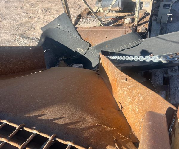 2006 ASTEC 2 DECK SCREEN MOBILE SCREENING PLANT TWO DECK SCREEN & GRIZZLY FEEDER 010