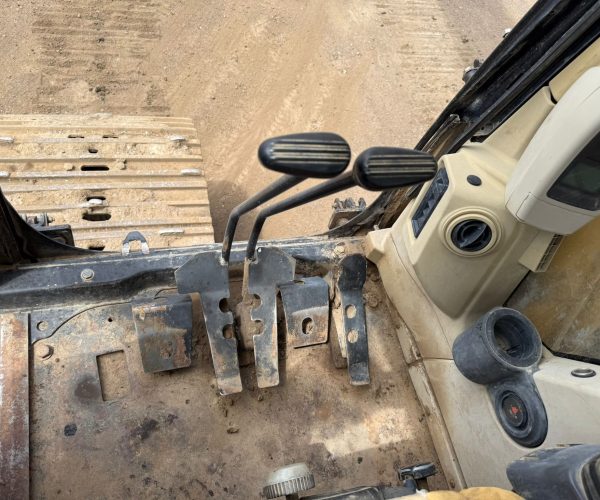 2006 CATERPILLAR 325CL EXCAVATOR ENCLOSED CAB 012