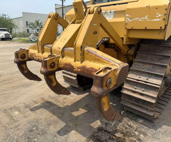 2006 CATERPILLAR D6R III DOZER MULTI SHANK RIPPER ENCLOSED CAB AC HEATER 010
