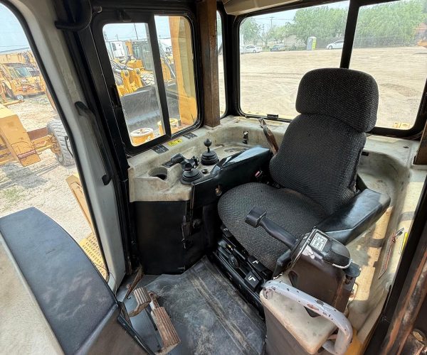 2006 CATERPILLAR D6R III DOZER MULTI SHANK RIPPER ENCLOSED CAB AC HEATER 013