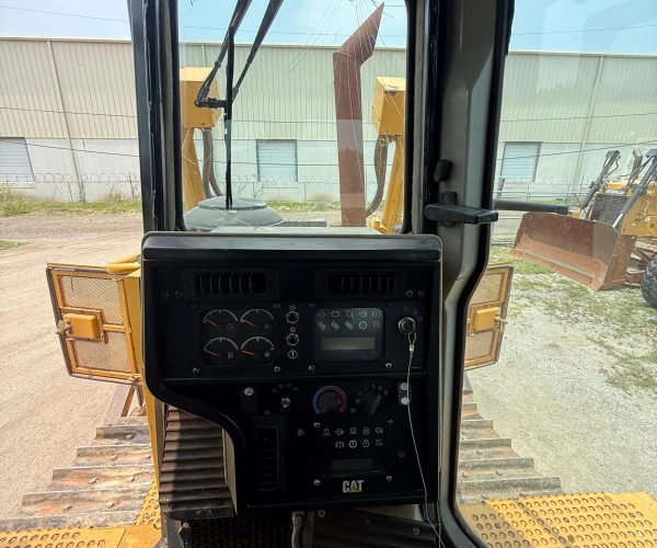 2006 CATERPILLAR D6R III DOZER MULTI SHANK RIPPER ENCLOSED CAB AC HEATER 015