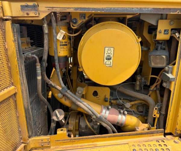 2006 CATERPILLAR D6R III DOZER MULTI SHANK RIPPER ENCLOSED CAB AC HEATER 018
