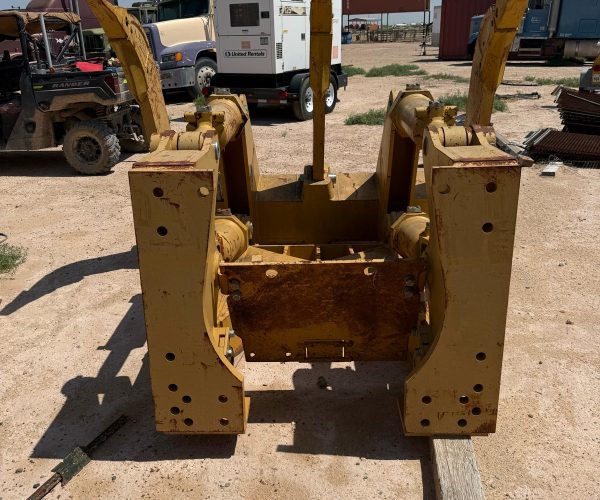 2006 CATERPILLAR D8R DOZER WITH RIPPER 010