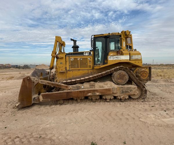 2006-CATERPILLAR-D8R-DOZER-WITH-RIPPER-012