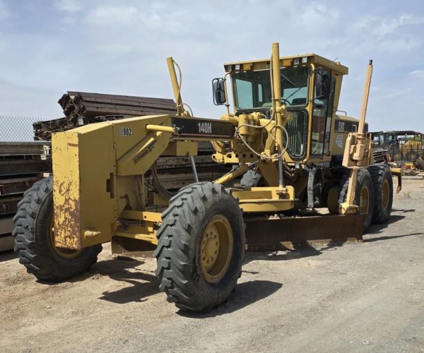 2006 CATERPILLAR MOTOR GRADER ENCLOSED CAB W REAR RIPPERS GPS EQUIPPED 001