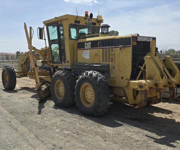 2006 CATERPILLAR MOTOR GRADER ENCLOSED CAB W REAR RIPPERS GPS EQUIPPED 005