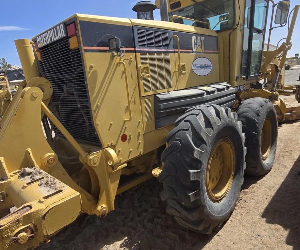 2006 CATERPILLAR MOTOR GRADER ENCLOSED CAB W REAR RIPPERS GPS EQUIPPED 006