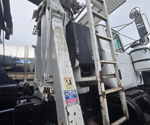 2006 IMT 16000S3 GRAPPLE CRANE & ROLL-OFF ON A 1998 MACK RD 015