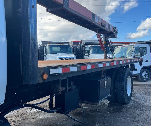 2006 INTERNATIONAL CLEASBY ROOFING CONVEYOR TRUCK 006