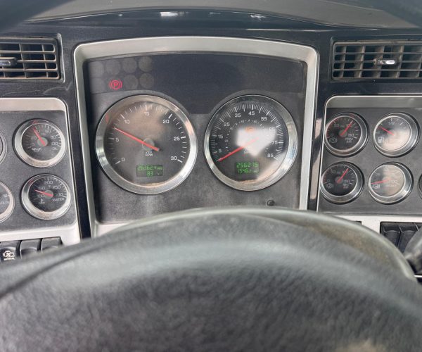 2006 KENWORTH W900 CONCRETE MIXER 11 YARDS 008