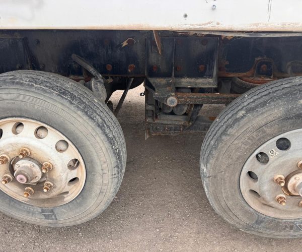 2006 KENWORTH W900 CONCRETE MIXER 11 YARDS 011