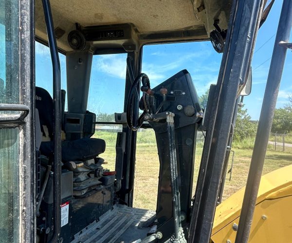 2006 KOMATSU GD555 MOTORGRADER ENCLOSED CAB W PUSH BLOCK & REAR RIPPER 007