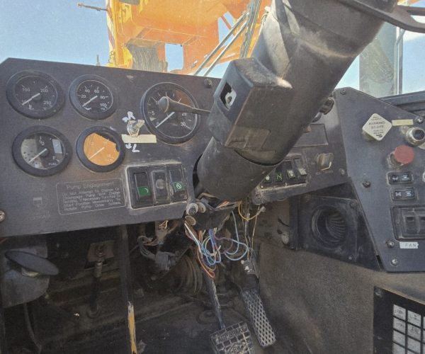 2006 LINKBELT HTC8675 CRANE 75 TONS CAPACITY 014
