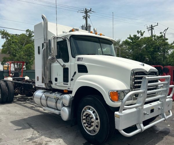 2006 MACK GRANITE EXTENDED CAB & SLEEPER DOUBLE WET LINE KIT & DOUBLE 001