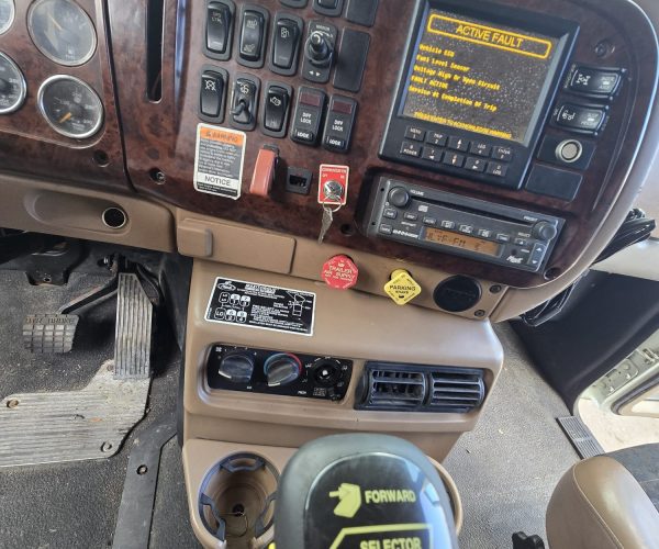 2006 MACK GRANITE EXTENDED CAB & SLEEPER DOUBLE WET LINE KIT & DOUBLE 013