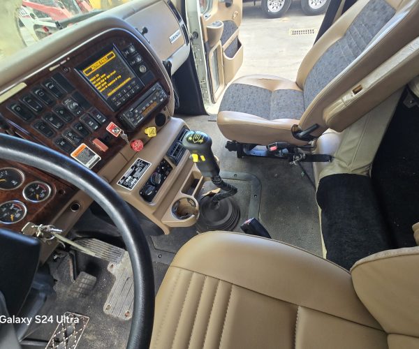 2006 MACK GRANITE EXTENDED CAB & SLEEPER DOUBLE WET LINE KIT & DOUBLE 014