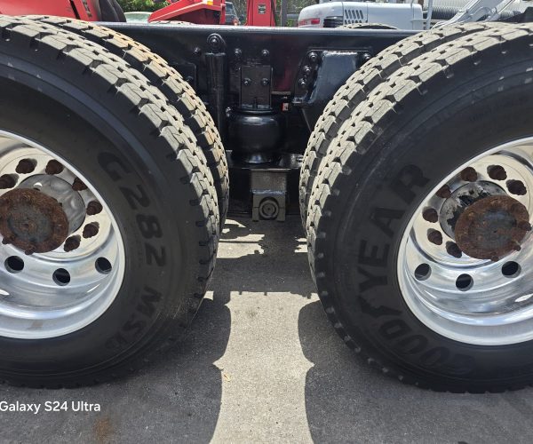 2006 MACK GRANITE EXTENDED CAB & SLEEPER DOUBLE WET LINE KIT & DOUBLE 020