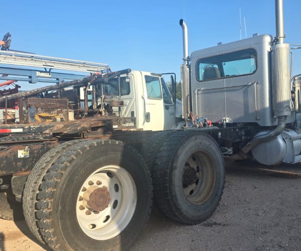 2006 PETERBILT DAY CAB DAY CAB TANDEM 006