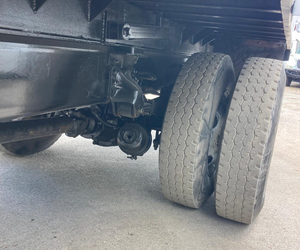 2006 STERLING DUMP TRUCK SINGLE AXLE 011