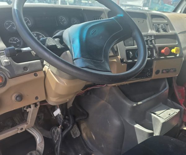 2006 STERLING DUMP TRUCK TRI-AXLE DETROIT 12.7 ENGINE & 8LL TRANSMISSION 012