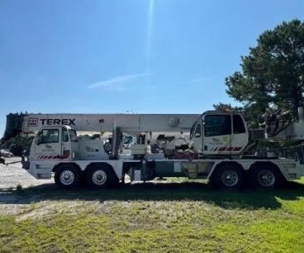 2006 TEREX T560 ROUGH TERRAIN CRANE 60 TON CAPACITY 110 FT MAIN BOOM 57 FT JIB 2 WINCHES 002