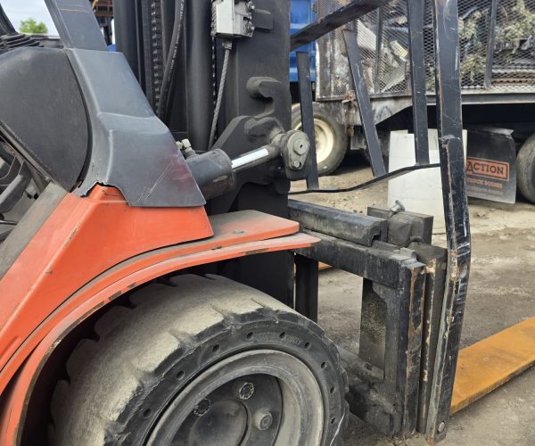2006 TOYOTA 7FDU35 HEAVY DUTY DIESEL FORKLIFT 010