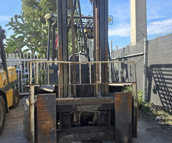 2006 YALE GDP100 DIESEL FORKLIFT 10,000 LB CAPACITY MAST 2 STAGE NUEVAS 009