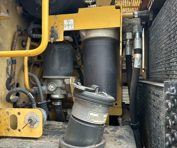 2007 CATERPILLAR 12H ENCLOSED CAB AC & BLADE VHP PLUS NUEVAS 010