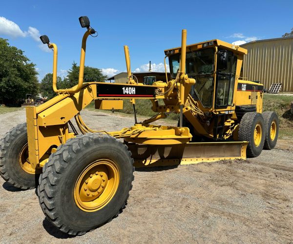 2007 CATERPILLAR 140H MOTORGRADER ENCLOSED CAB & BLADE 001