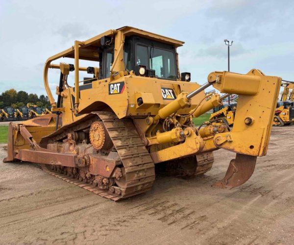 2007 CATERPILLAR D8T DOZER WITH SINGLE SHANK RIPPER W CAB 005