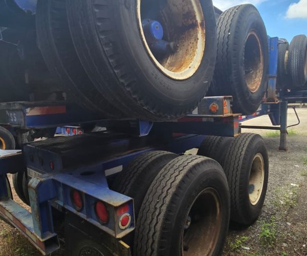 2007-CHASSIS-CONTAINERS-20FT-010