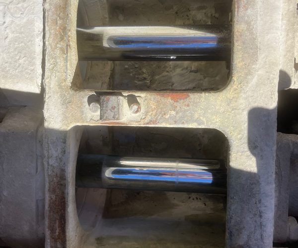 2007 CONCRETE PUMP SCHWING 32M 013