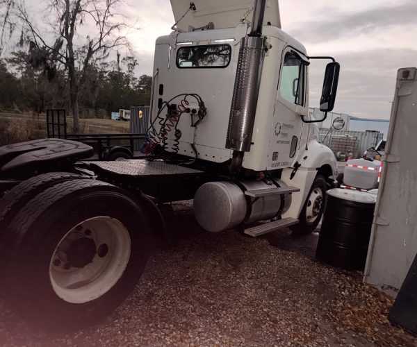 2007-FREIGHTLINER-DAY-CAB-TANDEM-COLUMBIA-DETROIT-12.7-SERIES-60-ENGINE-019