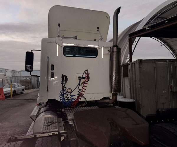 2007-FREIGHTLINER-DAY-CAB-TANDEM-COLUMBIA-DETROIT-12.7-SERIES-60-ENGINE-020