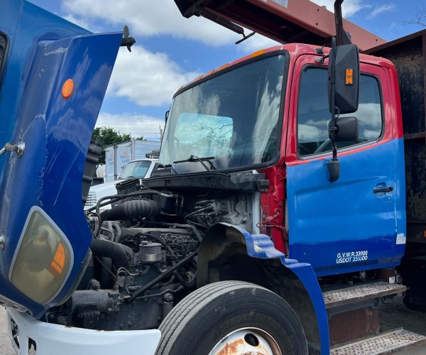 2007 HINO CLEASBY ROOFING CONVEYOR TRUCK 002