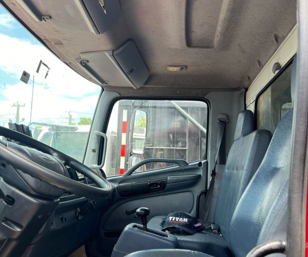 2007 HINO CLEASBY ROOFING CONVEYOR TRUCK 010