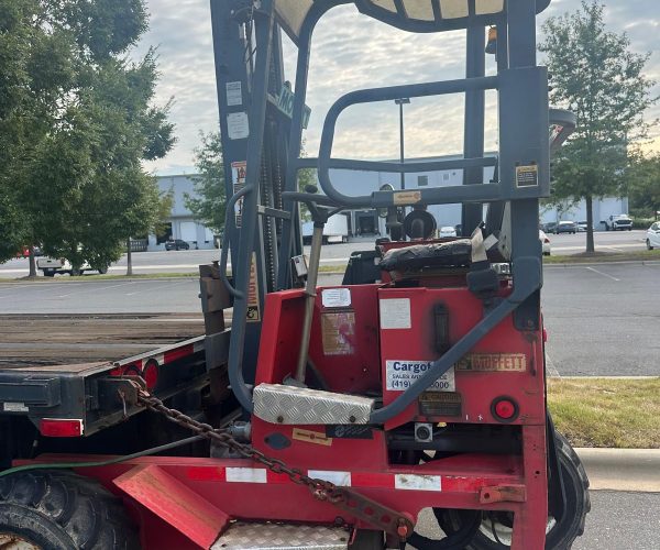 2007 INTERNATIONAL DAY CAB MOFFETT M5500 W FORKLIFT PIGGYBACK 5.500 LB CAPACITY 003