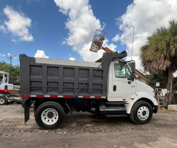 2007 INTERNATIONAL DUMP TRUCK SINGLE AXLE 003