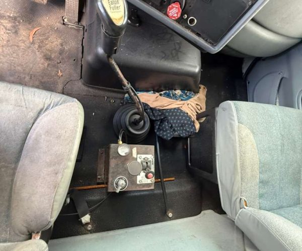 2007 INTERNATIONAL DUMP TRUCK SINGLE AXLE 010
