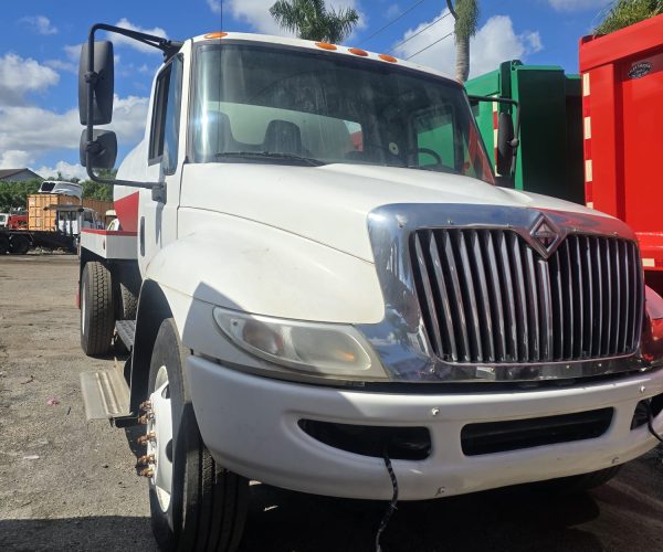 2007 INTERNATIONAL SEPTIC TANK TRUCK 2,250 GALLONS 008