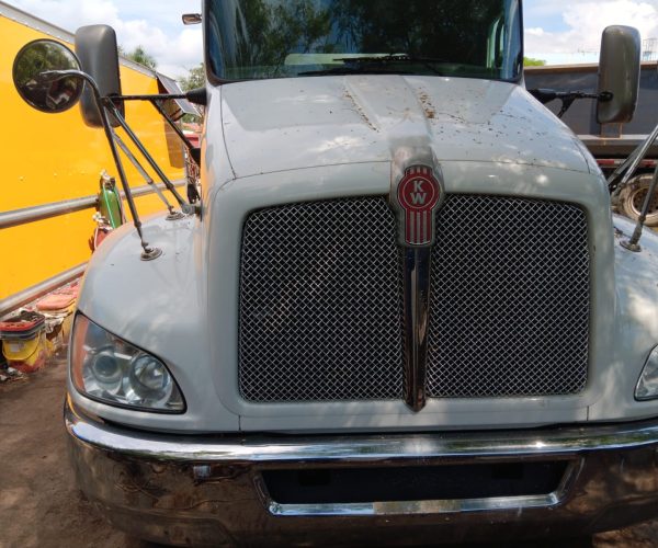 2007 KENWORTH T300 SEPTIC TANK 3.500 GLW TANK TANDEM 005