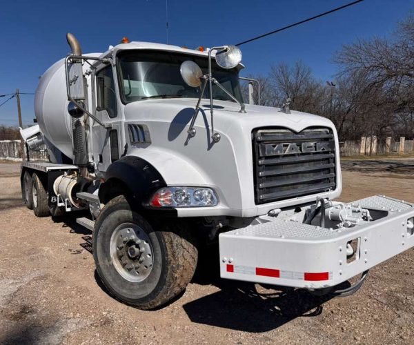 2007 MACK GRANITE CONCRETE MIXER TRUCK 001