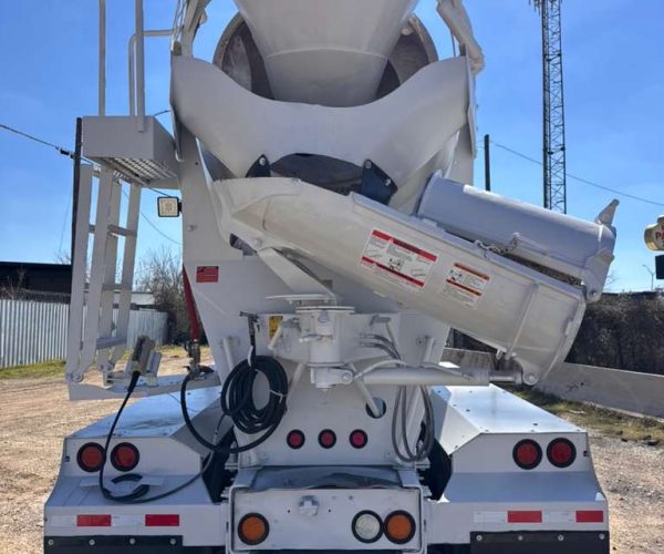 2007 MACK GRANITE CONCRETE MIXER TRUCK 004