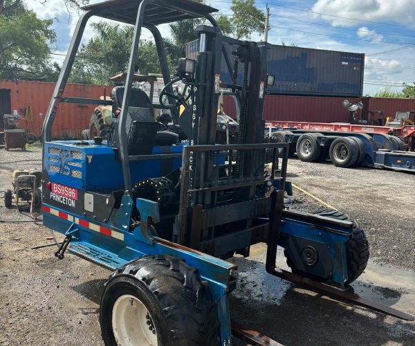 2007 PRINCETON PB50 PIGGYBACK FORKLIFT 5.000 LB CAPACITY 120′ MAST, RATED SEATED RIDER, LEVER CONTROLS 004