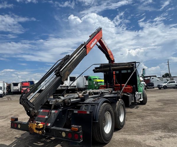 2007 STERLING LT8500 4×4 KNUCKLE-BOOM CRANE & HOOK 003